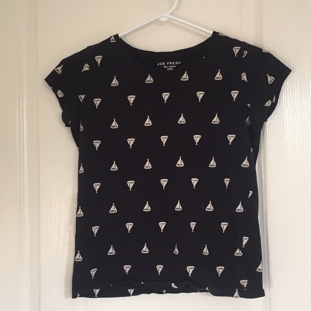 navy blue boat shirt